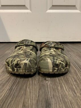 Crocs Women’s Size 6 Classic Clogs Realtree